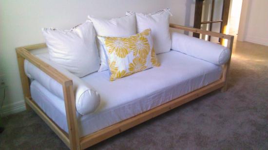Builders Showcase: 2x2 Double Sided Daybed - The Design ...