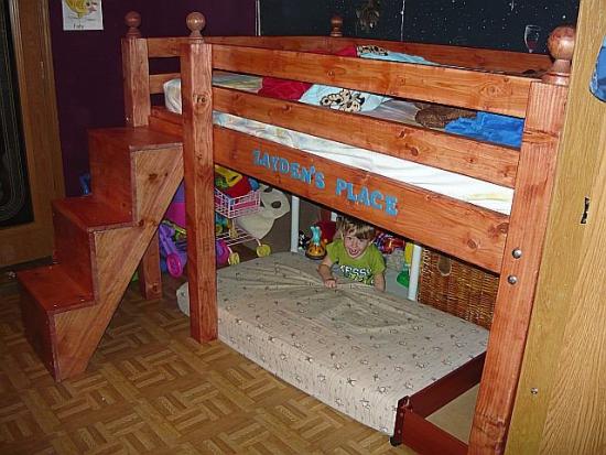 Builders Showcase: Low Loft Bunk - The Design Confidential
